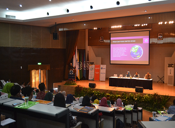 FKH IPB Gelar Simposium Nasional Farmakologi 