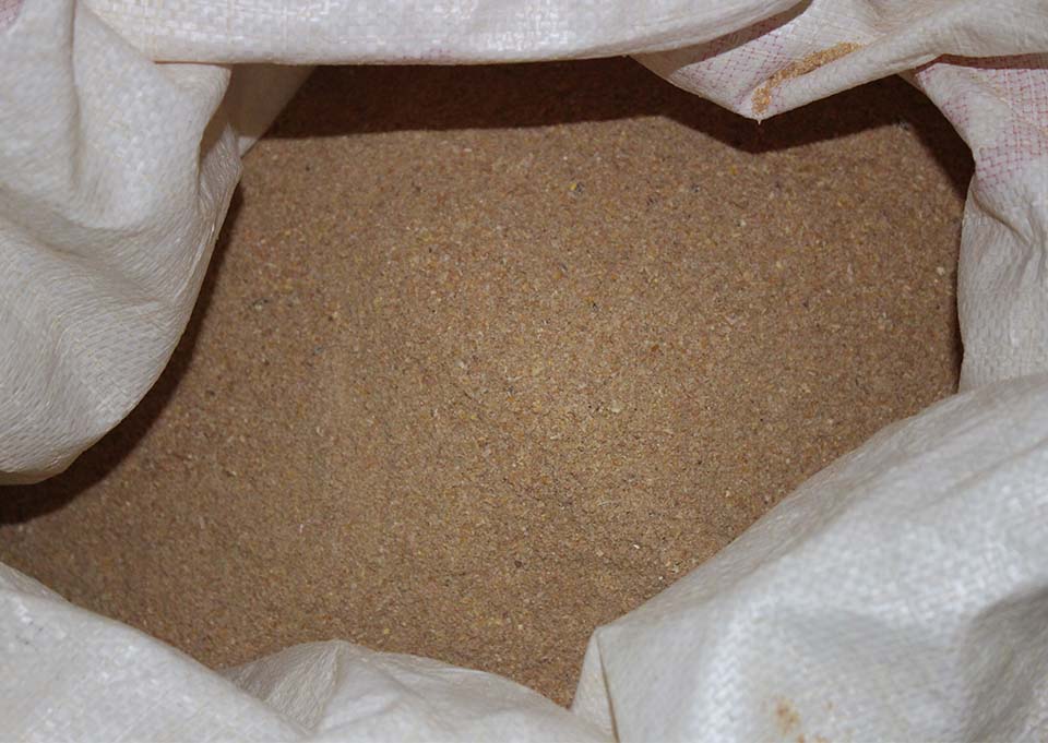 Cost Efficiency through Feed Diversification