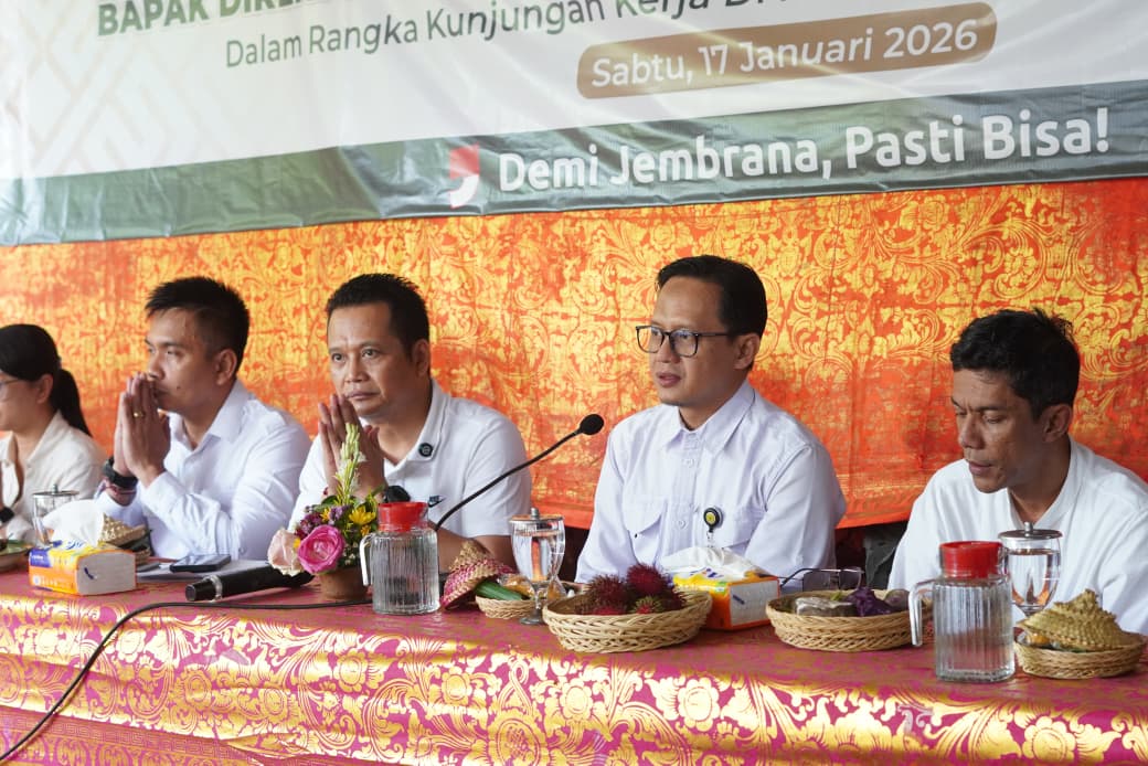 Penyaluran Vaksin LSD ke Peternak Sapi Jembrana 4 WhatsApp Image 2026 01 20 at 14.30.14 1